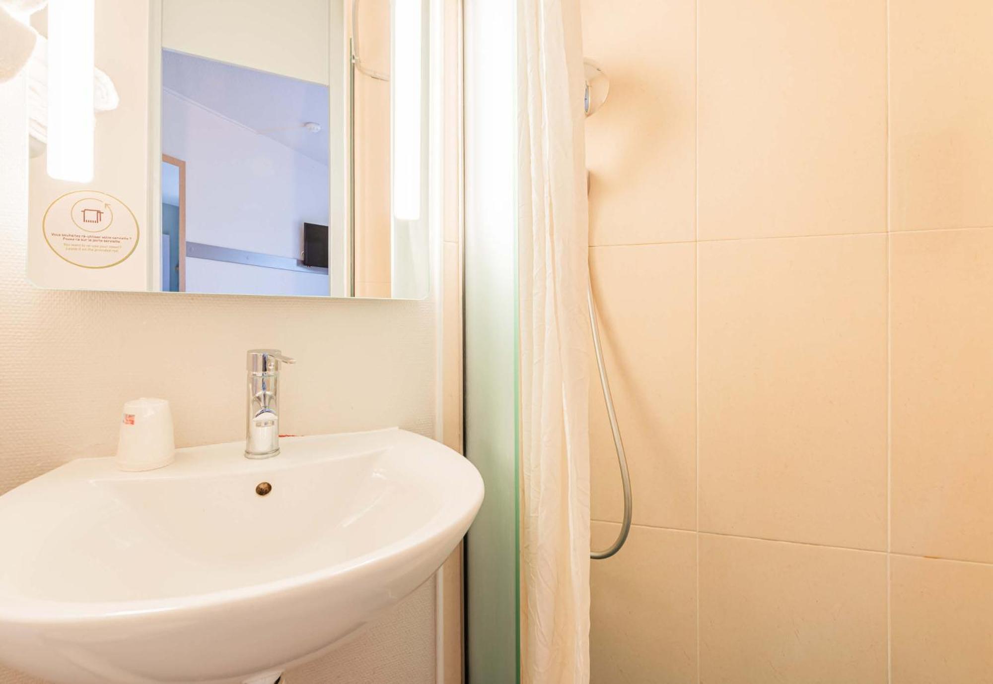 B&B Hotel Colmar Vignobles Ouest Wintzenheim Eksteriør bilde